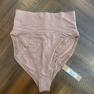 SKIMS high waisted underwear XXS in Sienna color